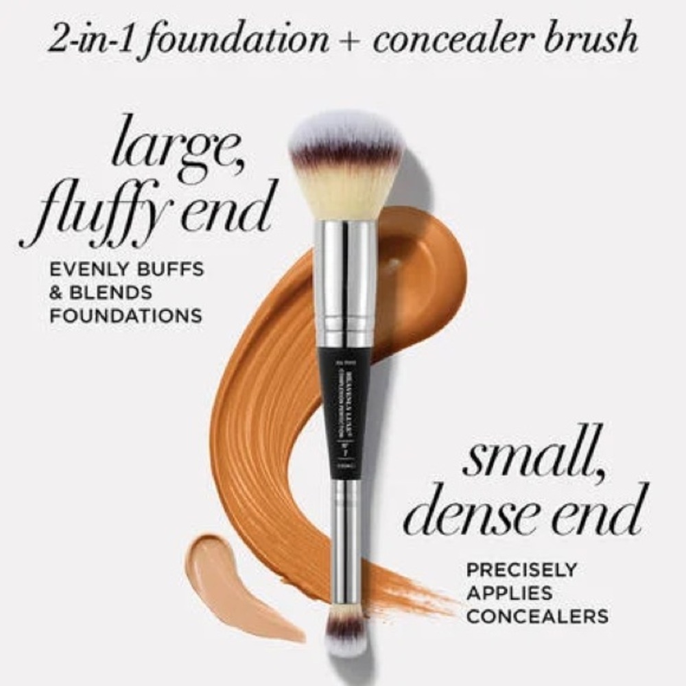 It cosmetics #7 complexion brush